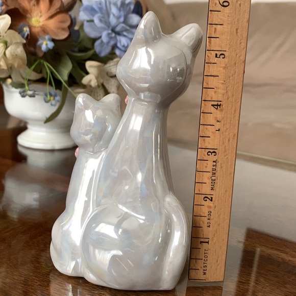 White Cats Bow Tie Pink Rose Flower Decoration Ceramic Cat Figurine Vintage MCM - Picture 8 of 10